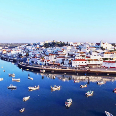 Ferragudo, a charming fishing village Ferragudo, a charming fishing village